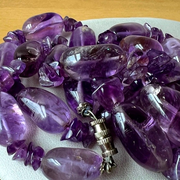 VINTAGE LARGE NATURAL AMETHYST BEADS LONG NECKLACE STATEMENT VERSATILE